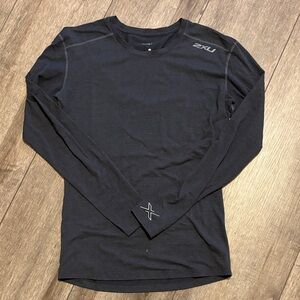 2XU Men's Dark Gray Long Sleeve Tee